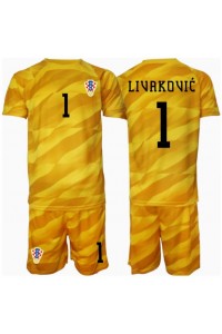 Kroatia Dominik Livakovic #1 Keeper Babyklær Hjemme Fotballdrakt til barn EM 2024 Korte ermer (+ Korte bukser)